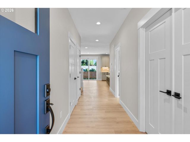 19127 Sw ELLERSON St, Beaverton, OR 97078