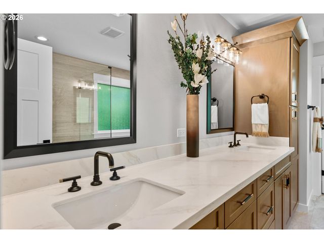 19127 Sw ELLERSON St, Beaverton, OR 97078