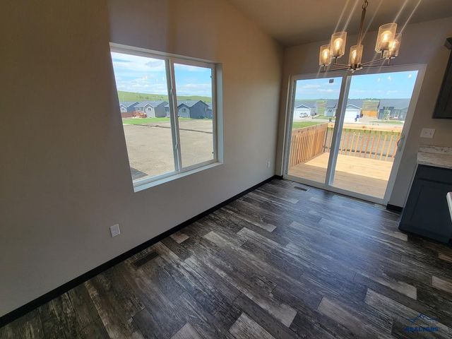 5601 COAL BANK DR, Rapid City, SD 57701