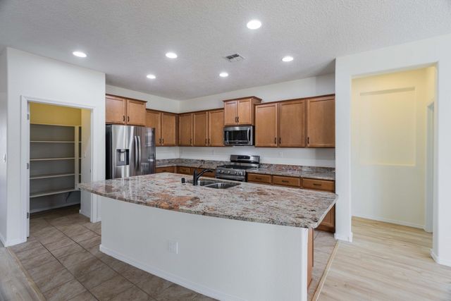 9312 Bear Lake Way NW, Albuquerque, NM 87120