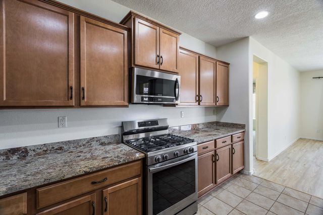 9312 Bear Lake Way NW, Albuquerque, NM 87120