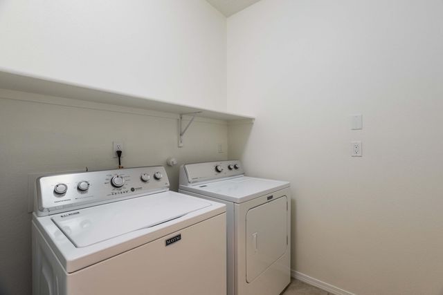 9312 Bear Lake Way NW, Albuquerque, NM 87120