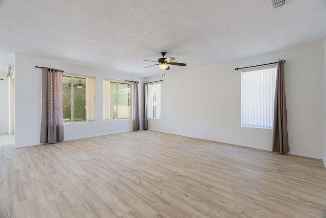 9312 Bear Lake Way NW, Albuquerque, NM 87120