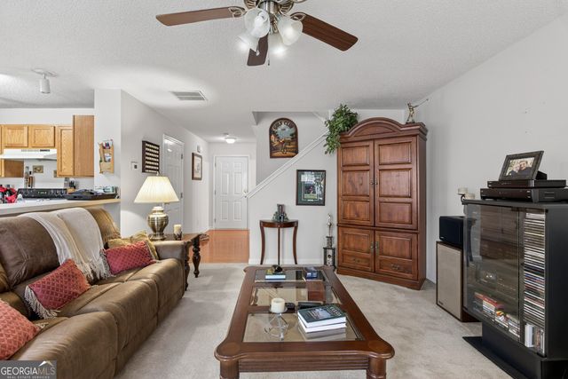 284 Cottonwood Creek Circle, Canton, GA 30114