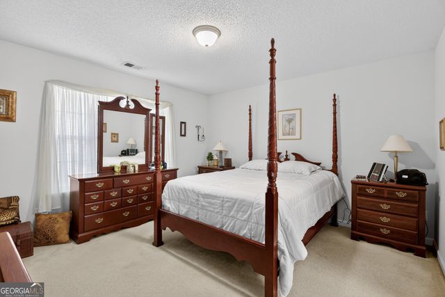 284 Cottonwood Creek Circle, Canton, GA 30114