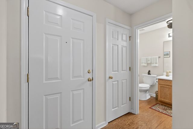 284 Cottonwood Creek Circle, Canton, GA 30114