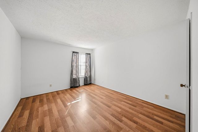 10555 Turtlewood Court 303, Houston, TX 77072