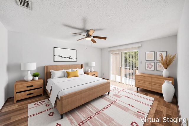 10555 Turtlewood Court 303, Houston, TX 77072