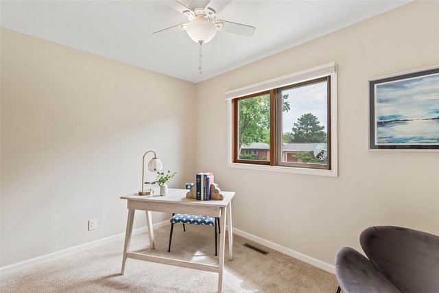 1411 Glendale Avenue, Ames, IA 50010