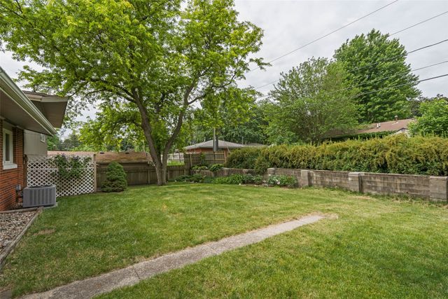 1411 Glendale Avenue, Ames, IA 50010