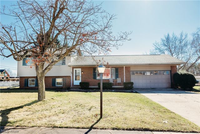 700 Denshire Drive NW, Canal Fulton, OH 44614