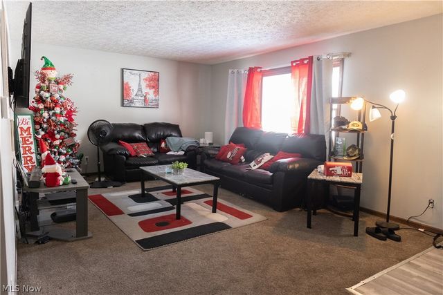 700 Denshire Drive NW, Canal Fulton, OH 44614