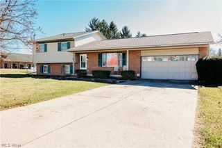 700 Denshire Drive NW, Canal Fulton, OH 44614