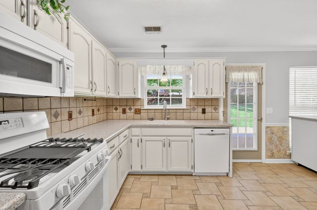 613 McGivney Ct, Smyrna, TN 37167