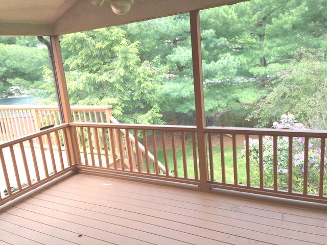 124 Hampton Rd -, Sharon, MA 02067