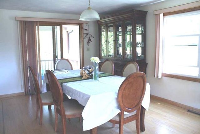 124 Hampton Rd -, Sharon, MA 02067