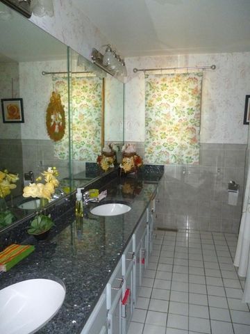124 Hampton Rd -, Sharon, MA 02067