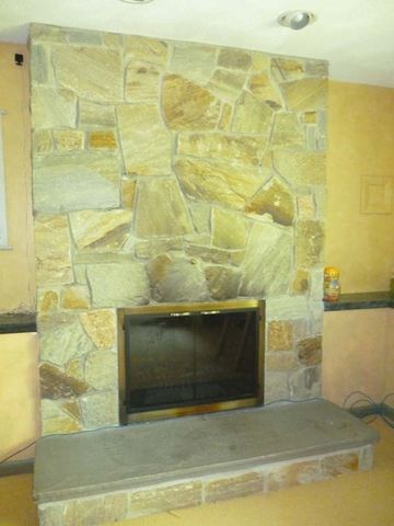 124 Hampton Rd -, Sharon, MA 02067