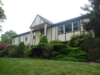 124 Hampton Rd -, Sharon, MA 02067