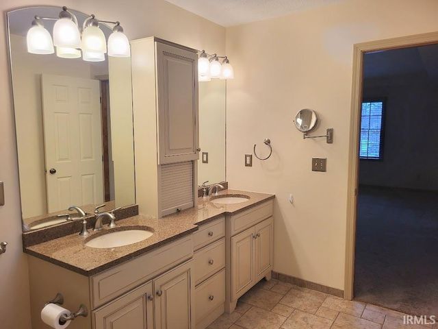 8504 W Malloy Court, Muncie, IN 47304