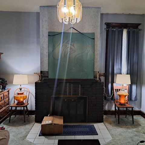 404 E Iowa Street, Evansville, IN 47711