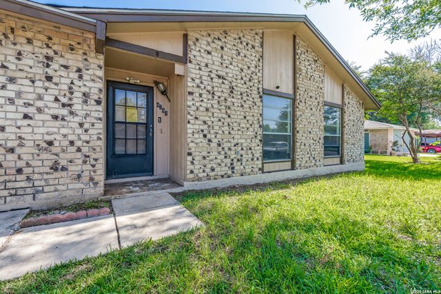 4243 Apple Tree, San Antonio, TX 78222