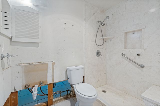 4243 Apple Tree, San Antonio, TX 78222