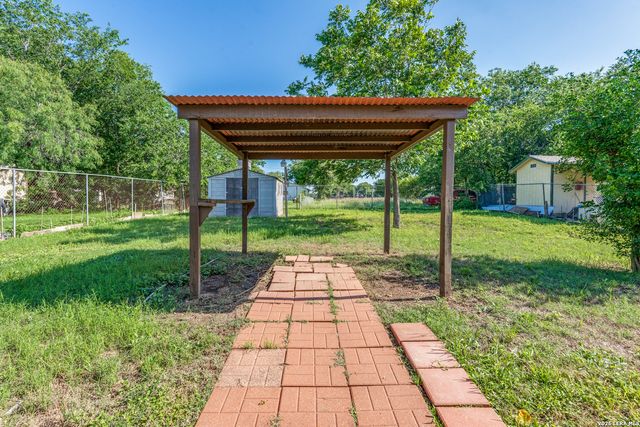 4243 Apple Tree, San Antonio, TX 78222
