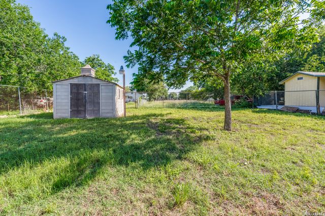 4243 Apple Tree, San Antonio, TX 78222