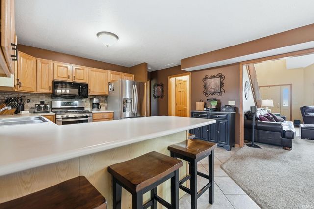 204 Hillside Place, Auburn, IN 46706