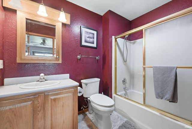 204 Hillside Place, Auburn, IN 46706