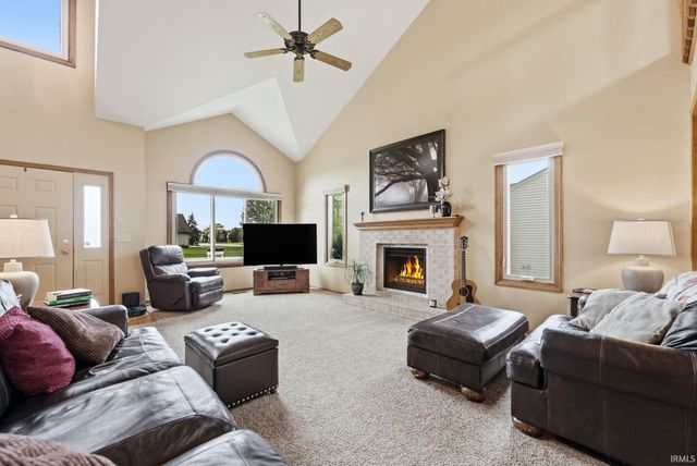 204 Hillside Place, Auburn, IN 46706