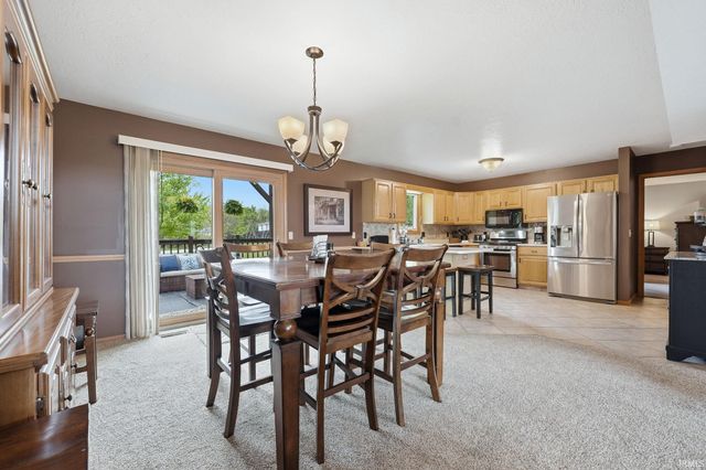 204 Hillside Place, Auburn, IN 46706