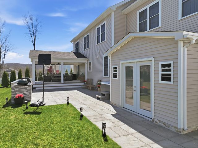 214 Chloe Circle, Williston, VT 05495