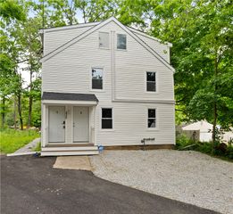 235 Main Street 2, Cranston, RI 02831