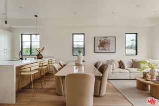 1952 S Garth Avenue 1/2, Los Angeles, CA 90034
