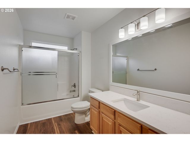 9521 Ne TENNY CREEK Dr, Vancouver, WA 98665
