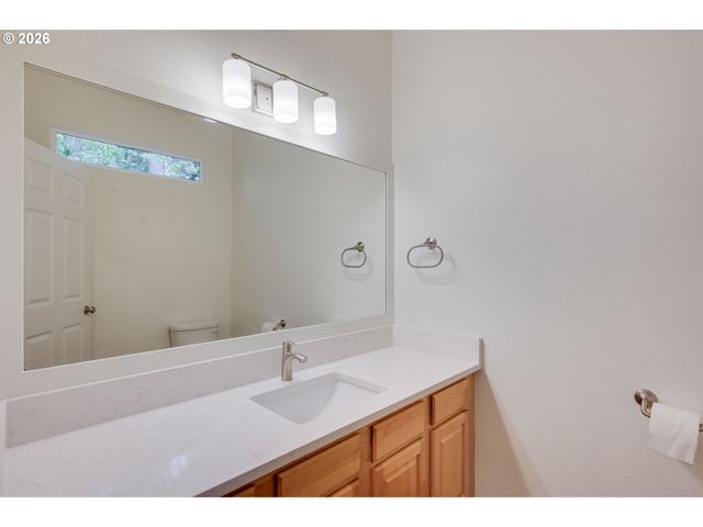9521 Ne TENNY CREEK Dr, Vancouver, WA 98665