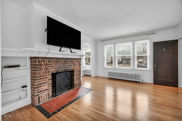 108 Ardmore Road, West Hartford, CT 06119