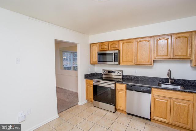 1811 HENNESSY DR, Southampton, PA 18966