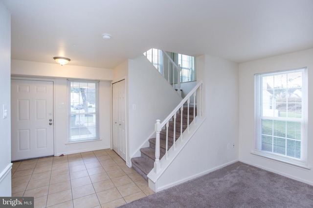 1811 HENNESSY DR, Southampton, PA 18966