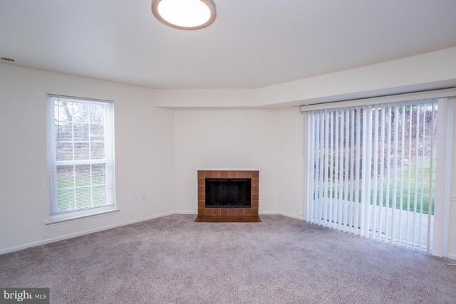 1811 HENNESSY DR, Southampton, PA 18966