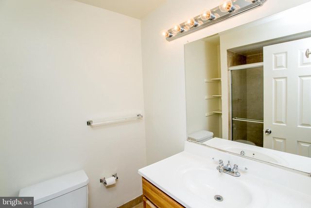 1811 HENNESSY DR, Southampton, PA 18966