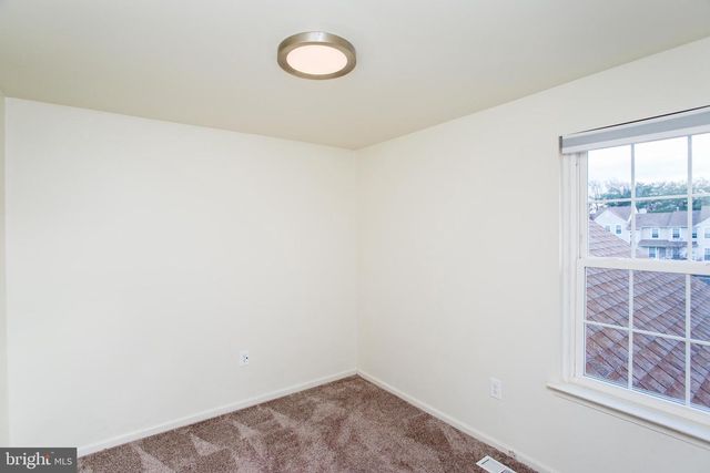 1811 HENNESSY DR, Southampton, PA 18966