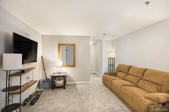 43038 Strand Drive, Sterling Heights, MI 48313