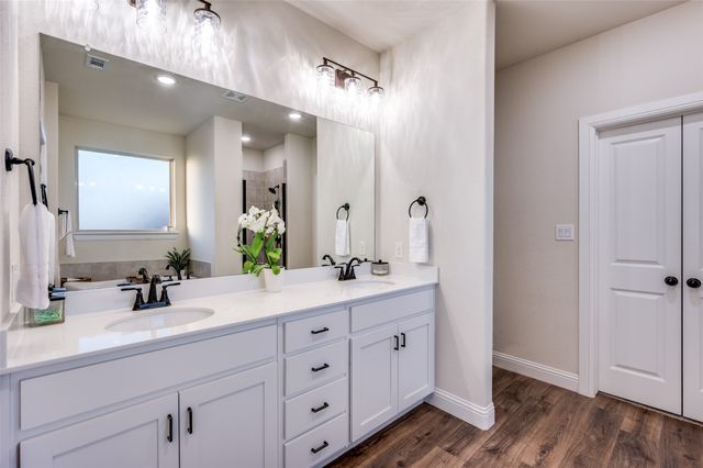 331 Osage Court, Krum, TX 76249