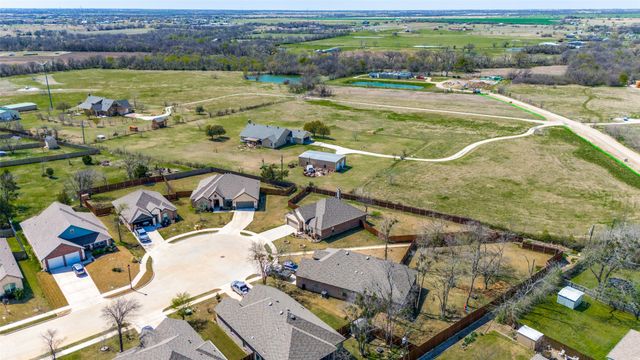 331 Osage Court, Krum, TX 76249