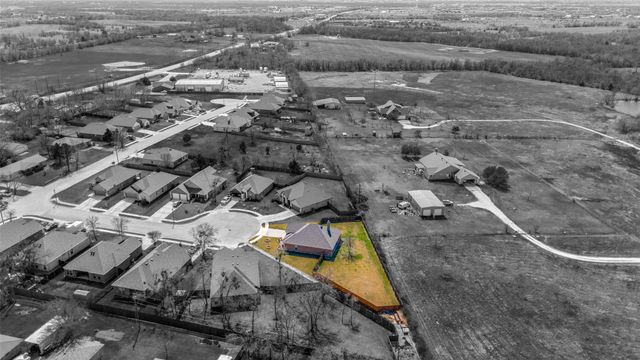 331 Osage Court, Krum, TX 76249