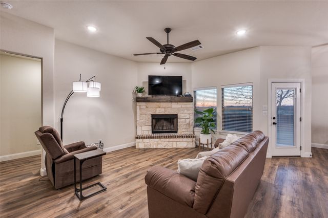 331 Osage Court, Krum, TX 76249