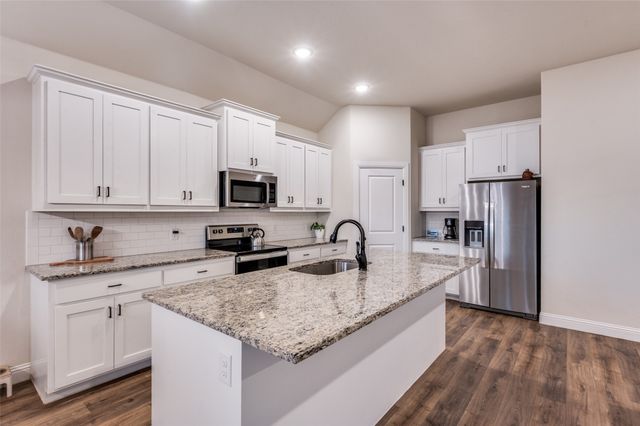 331 Osage Court, Krum, TX 76249